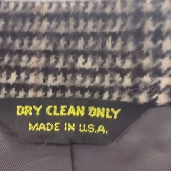 Bill Blass Men's Brown & Black Tweed Sport Coat 48R - Classic Design - Picture 4 of 10